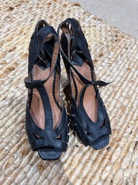 Luck brand platform Black Strappy Women's Heeled Sandals